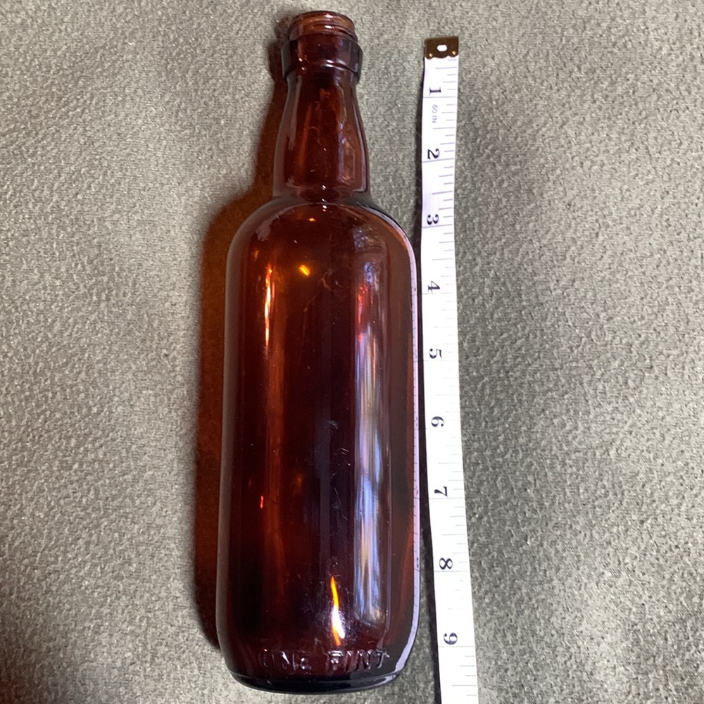 Vintage brown glass bottle. One pint. - Picture 3 of 8